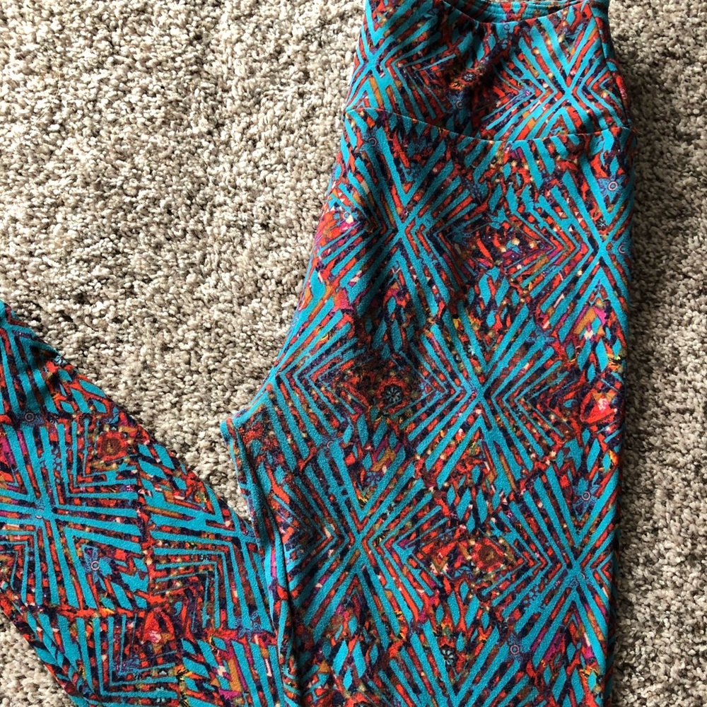 NEW Lularoe leggings OS